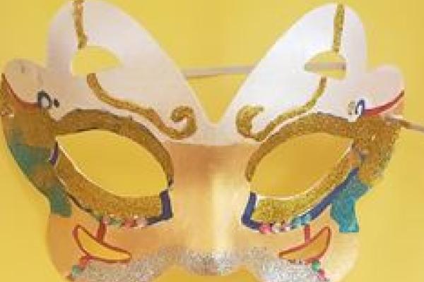 西方文化_威尼斯面譜_4B李茵玥